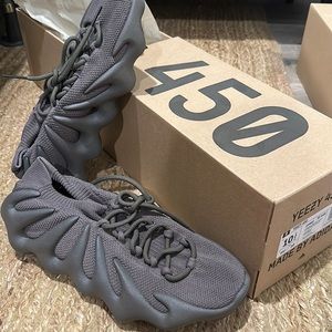 Adidas Yeezy 450 Men’s Size 10.5 Cinder